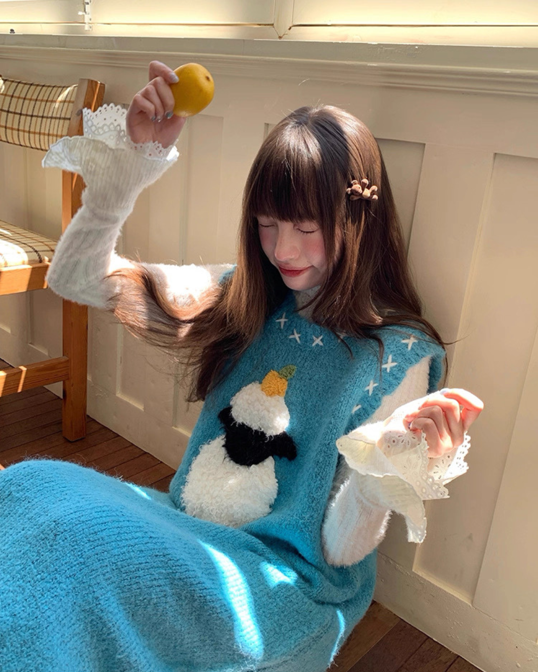 ハイネックレースニット