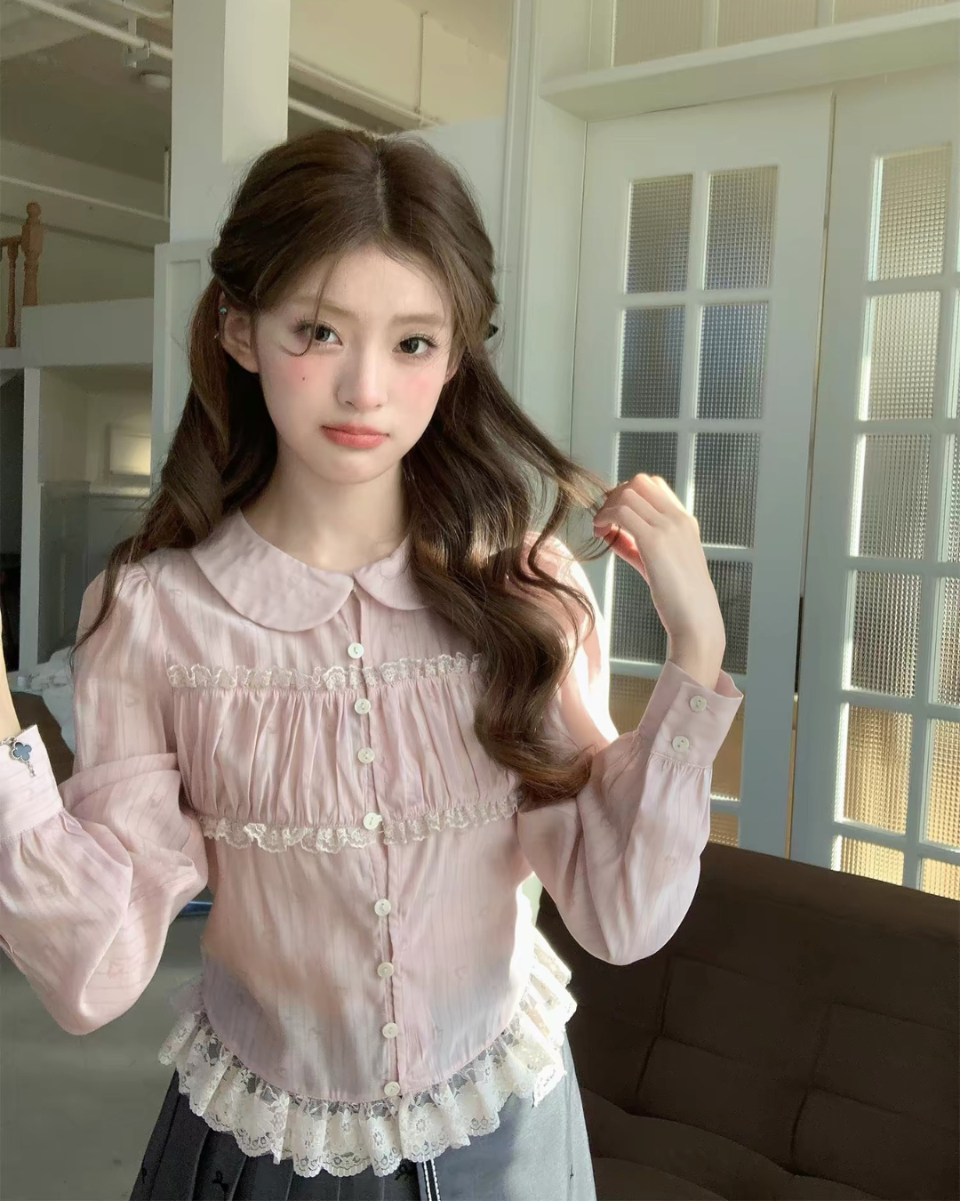 フェミニンレーストップス