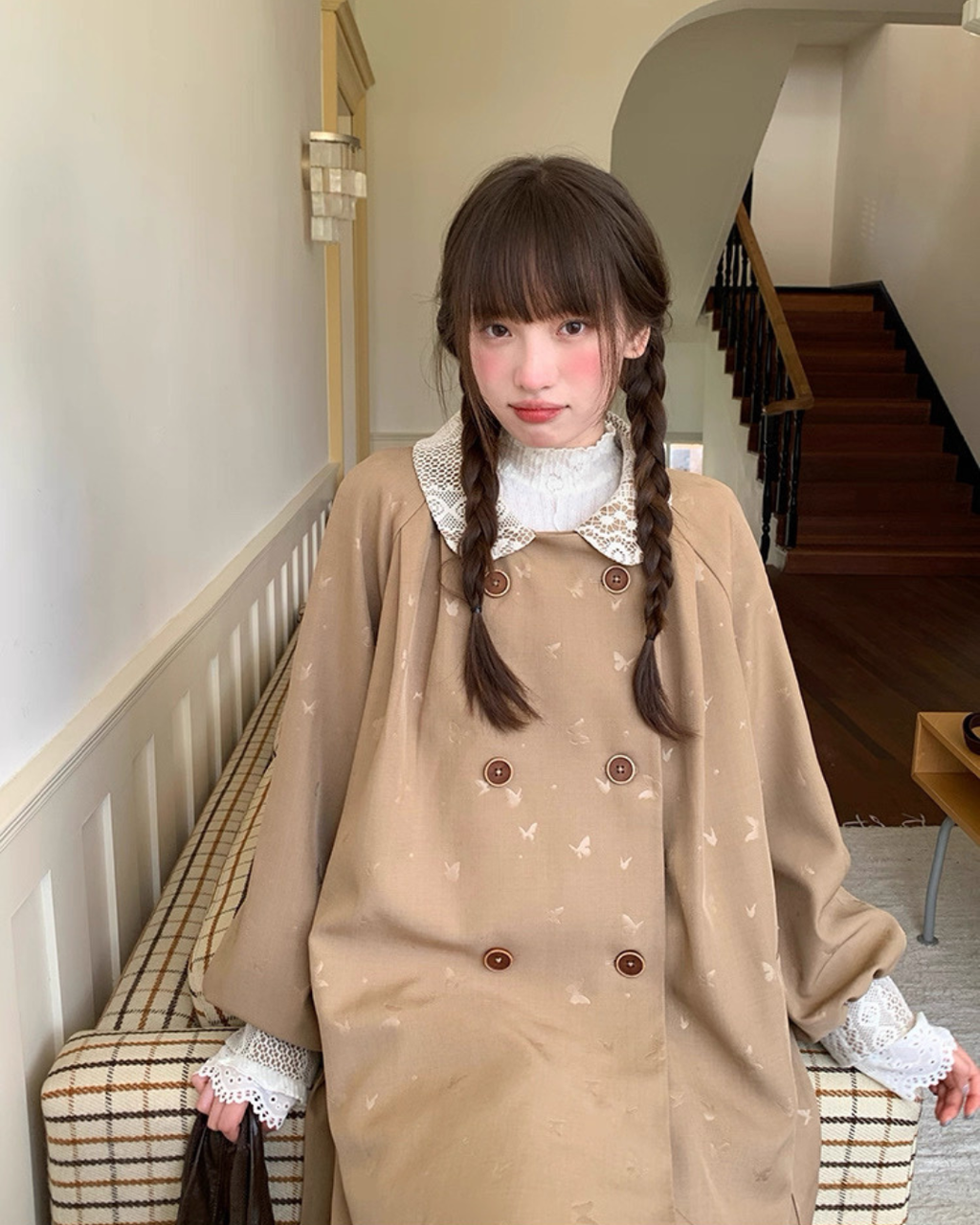 バタフライトレンチコート