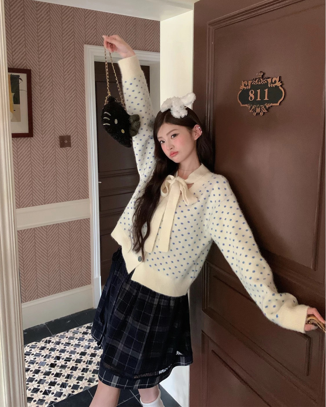 ドット柄リボンニット
