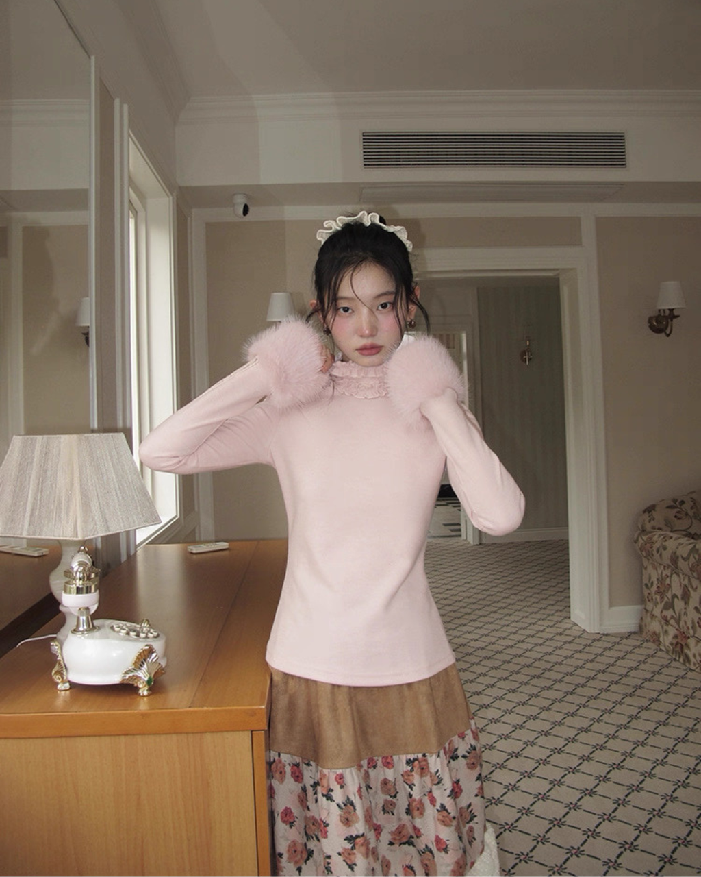ファースリーブスリムトップス